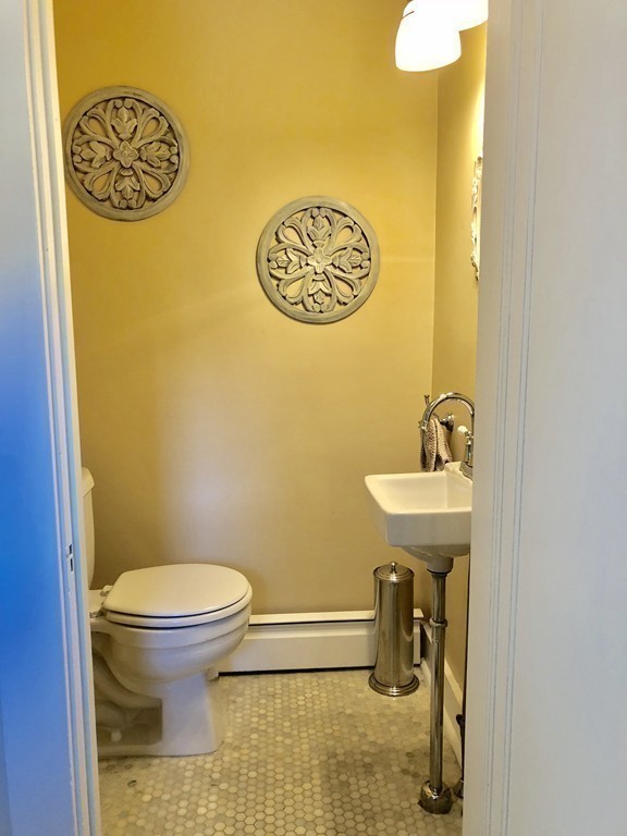 8 Marion Road Marblehead, MA 01945 - Photo 26 of 30