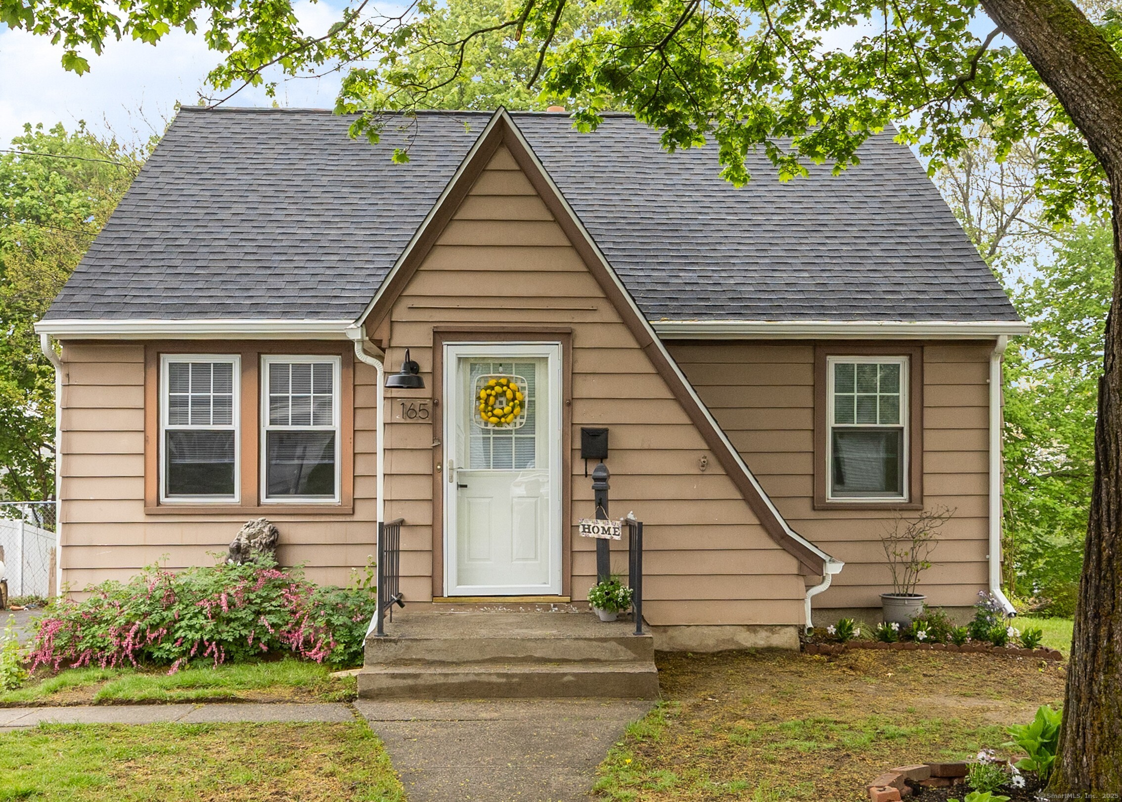 165 Carver Street Waterbury, CT 06708 - Photo 1 of 1 Gallery Image 1