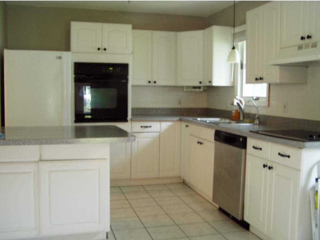 38 Davis Road Merrimack, NH 03054 - Photo 3 of 20 Gallery Image 3
