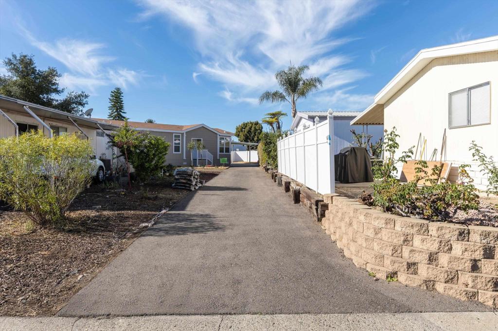 971 Borden Road, Unit 118 San Marcos, CA 92069 - Photo 32 of 35