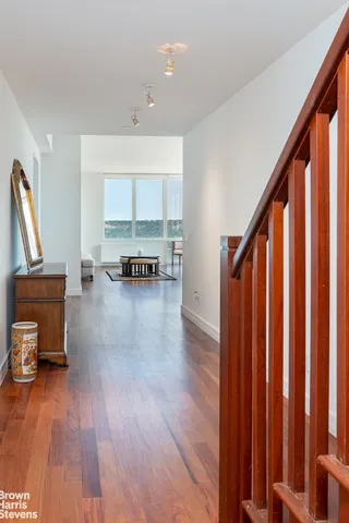 $2,490,000 | 640 West 237th Street, Unit 20B | Riverdale