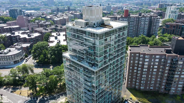 $2,490,000 | 640 West 237th Street, Unit 20B | Riverdale