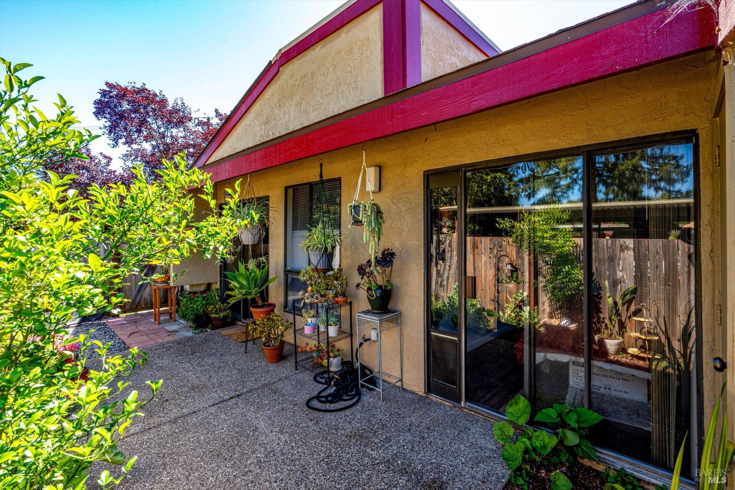 6 Redwood Court, Unit 6 Santa Rosa, CA 95409 - Photo 12 of 13