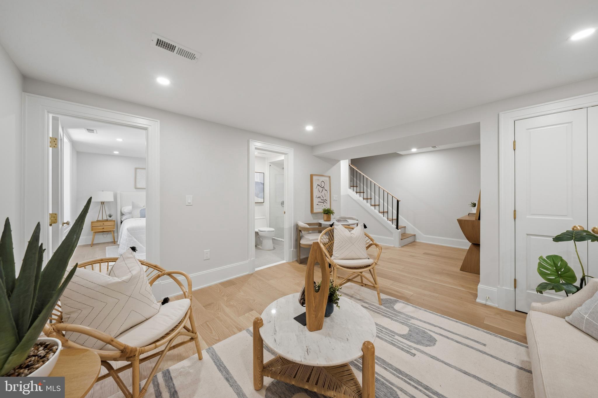 3181 Porter Street Northwest Washington, DC 20008 - Photo 29 of 36