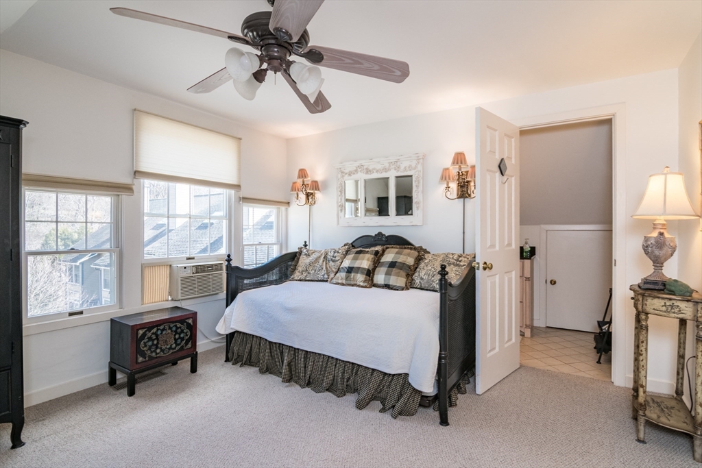 60 Amity Place, Unit 60 Amherst, MA 01002 - Photo 28 of 42