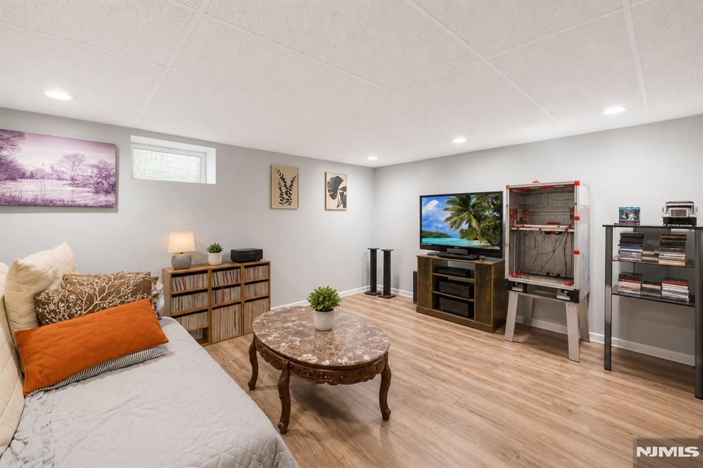 310 Ruckman Road Closter, NJ 07624 - Photo 19 of 30