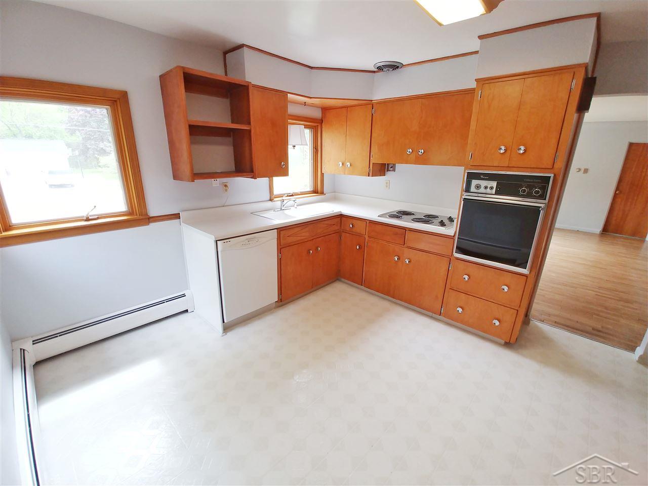 3890 Grotto Road Bridgeport, MI 48722 - Photo 11 of 40 31380778-10.JPG