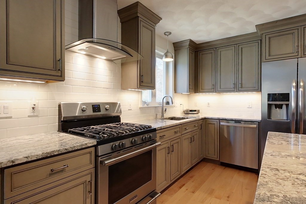 41 Groton-Shirley Road Ayer, MA 01432 - Photo 4 of 42 Gallery Image 4