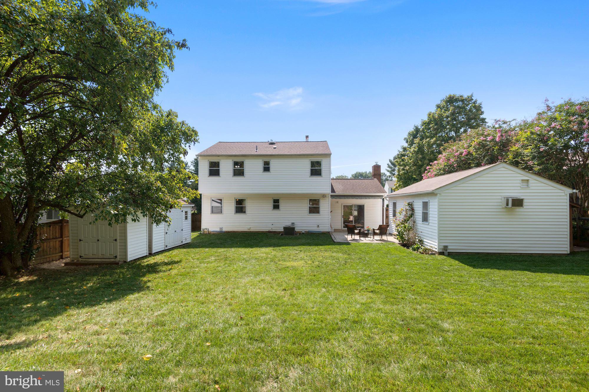 17617 Buehler Road Olney, MD 20832 - Photo 28 of 42 Large private flat yard