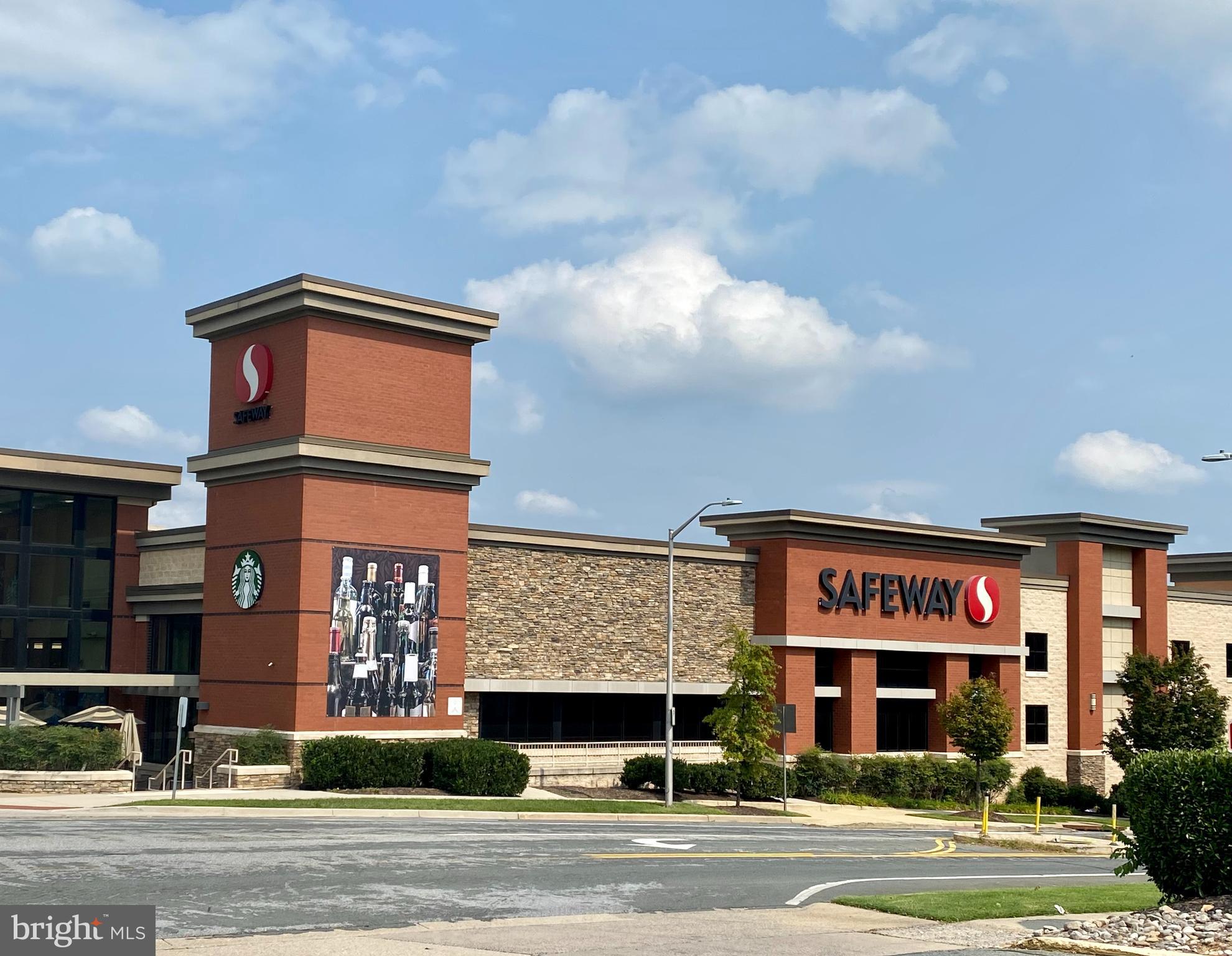 17617 Buehler Road Olney, MD 20832 - Photo 36 of 42 Safeway