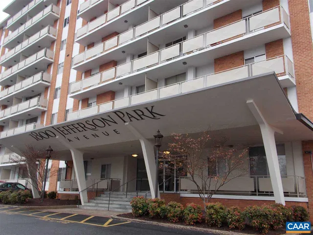 $1,600 | 1800 Jefferson Park Avenue, Unit 112, Charlottesville, VA 22903