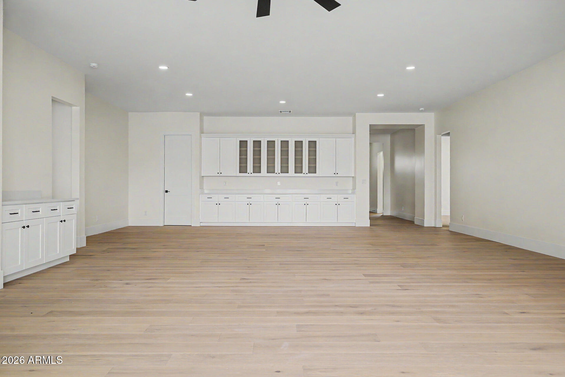 3808 East Piccadilly Road Phoenix, AZ 85018 - Photo 8 of 38