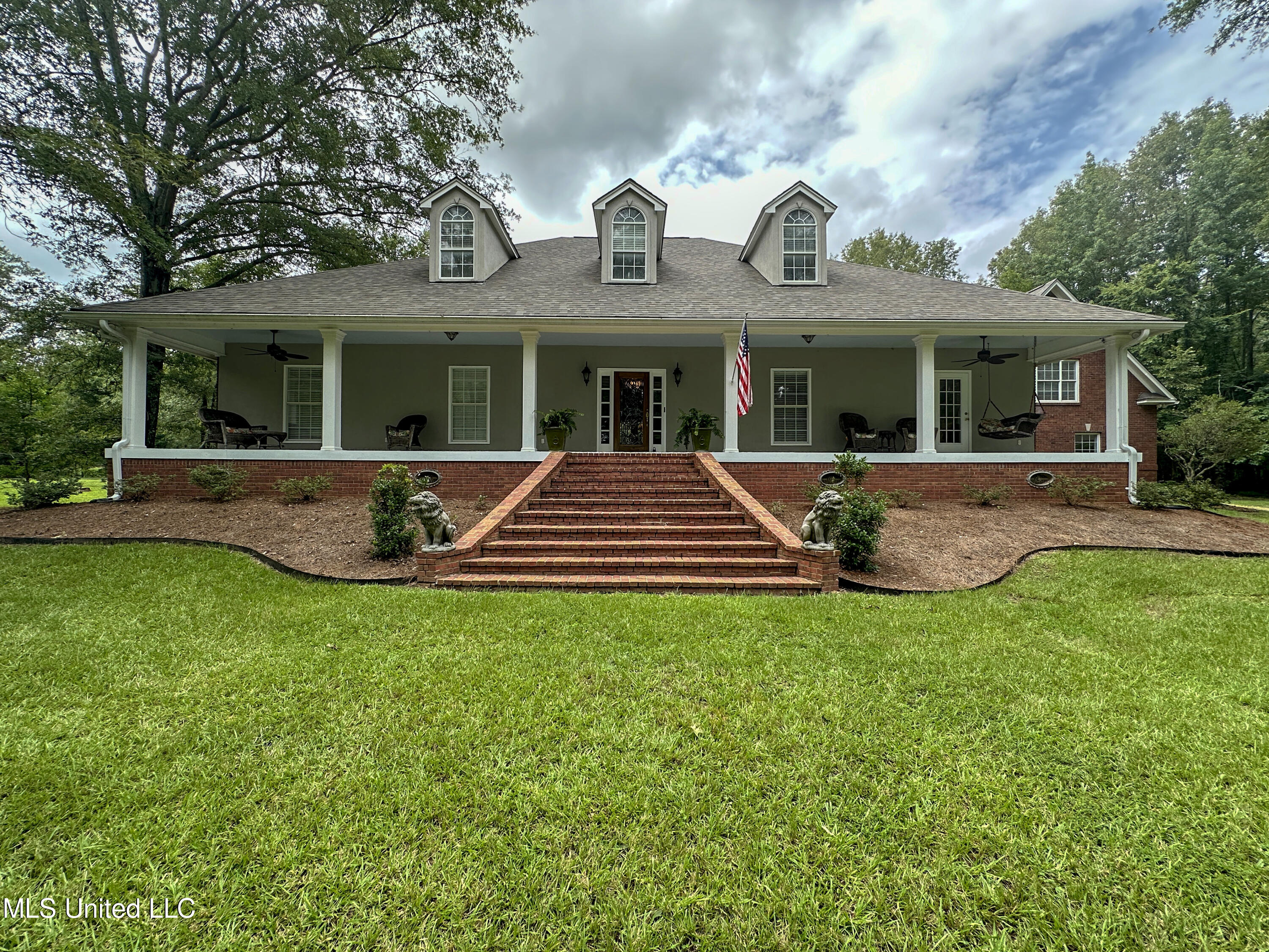 1460 Kickapoo Road Clinton, MS 39056 - Photo 3 of 43 kickfacefront2