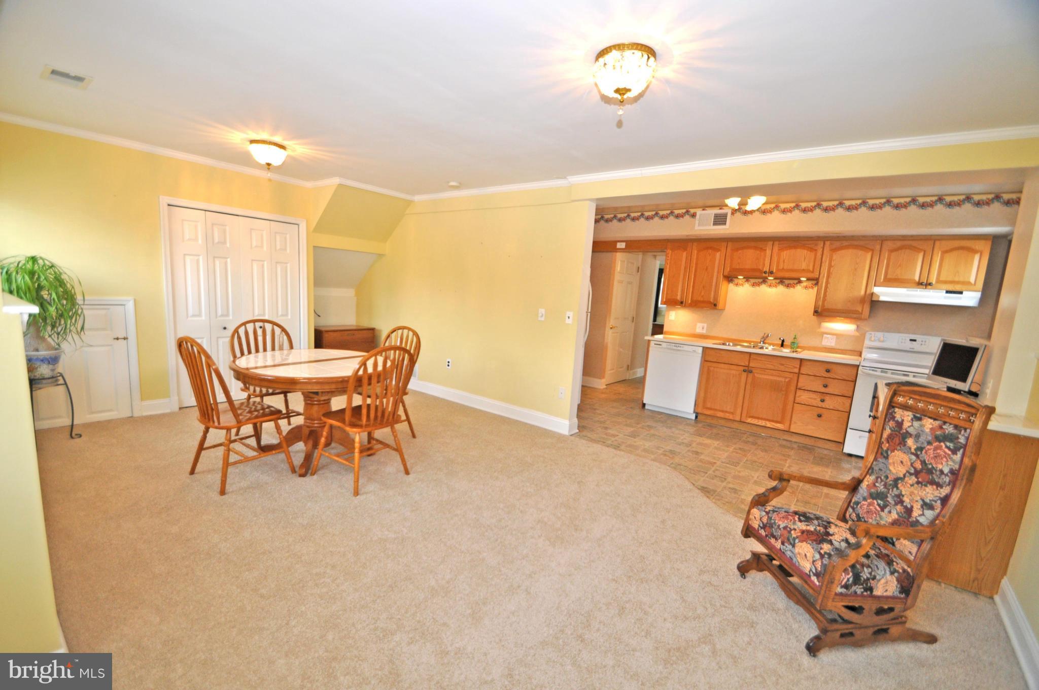 9218 Orbitan Road Baltimore, MD 21234 - Photo 22 of 30 Interior (General)