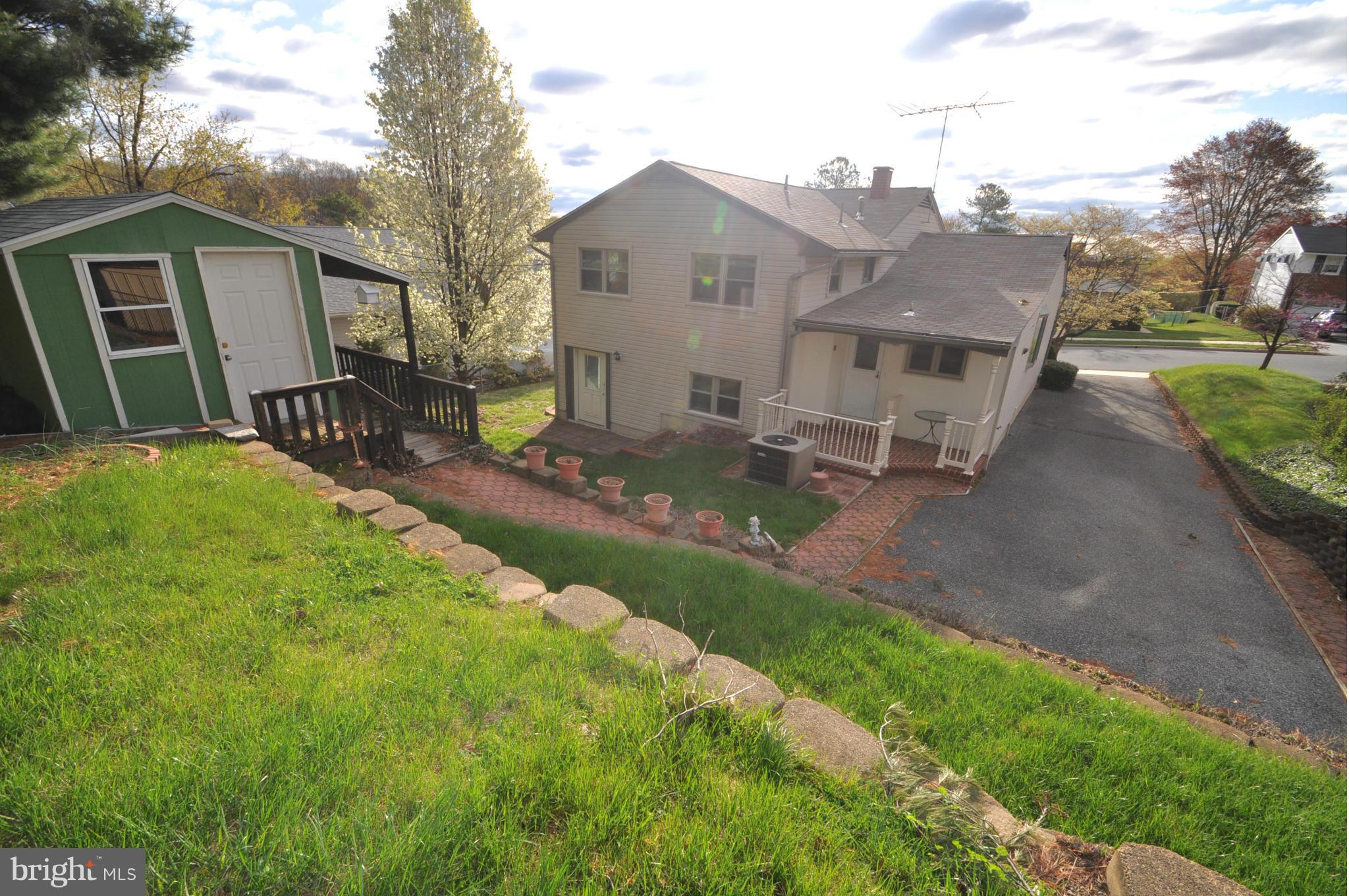 9218 Orbitan Road Baltimore, MD 21234 - Photo 28 of 30 Exterior (Rear)