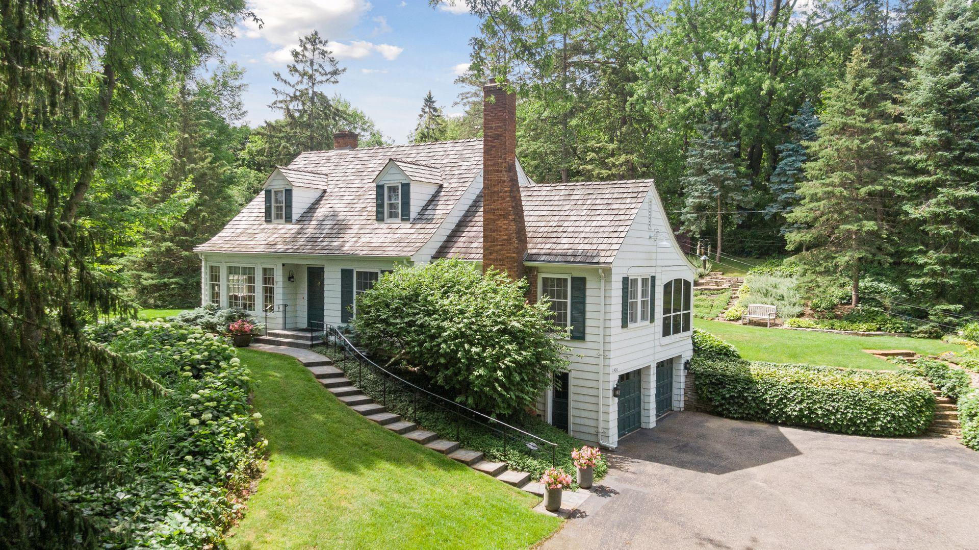 2400 Oakland Road Minnetonka, MN 55305 - Photo 1 of 1 Gallery Image 1