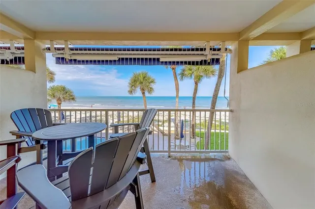 $6,700 | 2250 Gulf Boulevard, Unit B2, Belleair Beach, FL 33786