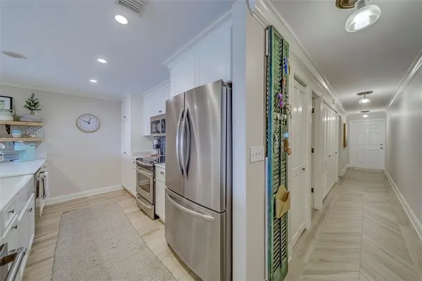 $9,750 | 2250 Gulf Boulevard, Unit B2, Belleair Beach, FL 33786