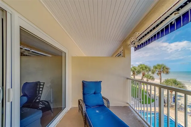 $6,700 | 2250 Gulf Boulevard, Unit B2, Belleair Beach, FL 33786