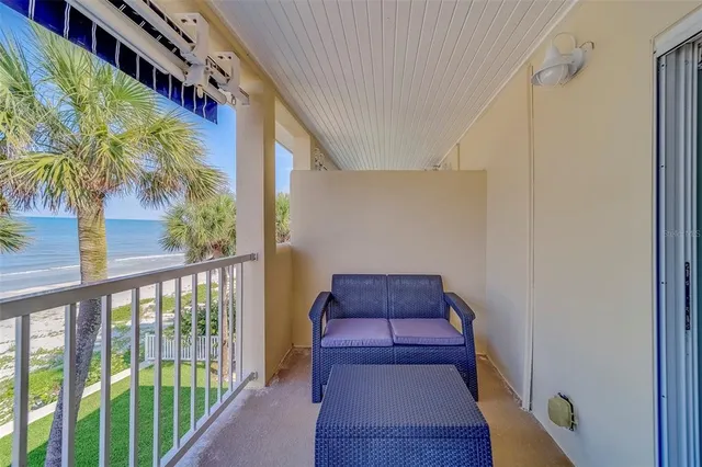 $6,700 | 2250 Gulf Boulevard, Unit B2, Belleair Beach, FL 33786