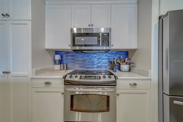 $6,700 | 2250 Gulf Boulevard, Unit B2, Belleair Beach, FL 33786