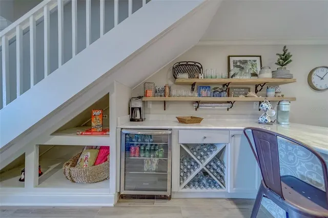 $6,700 | 2250 Gulf Boulevard, Unit B2, Belleair Beach, FL 33786