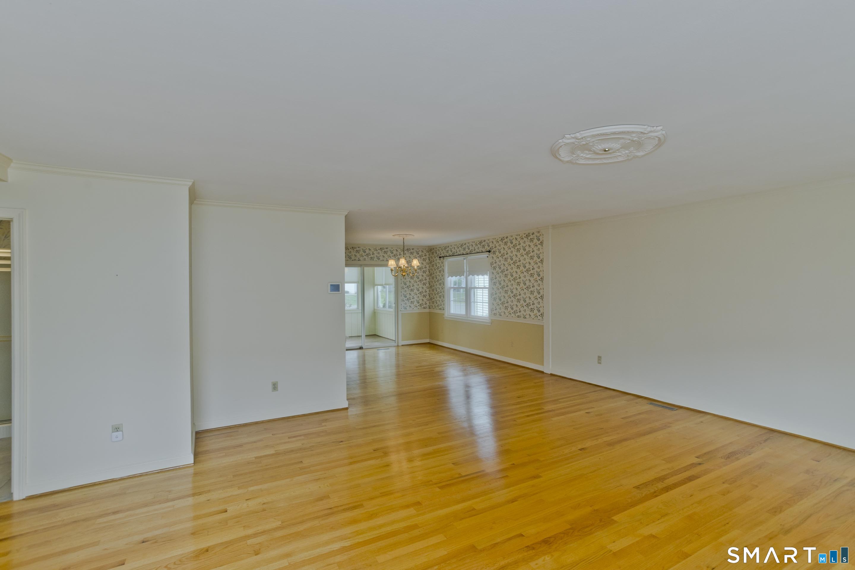1 Strathmore Lane, Unit 1 Suffield, CT 06078 - Photo 6 of 36 Gallery Image 6