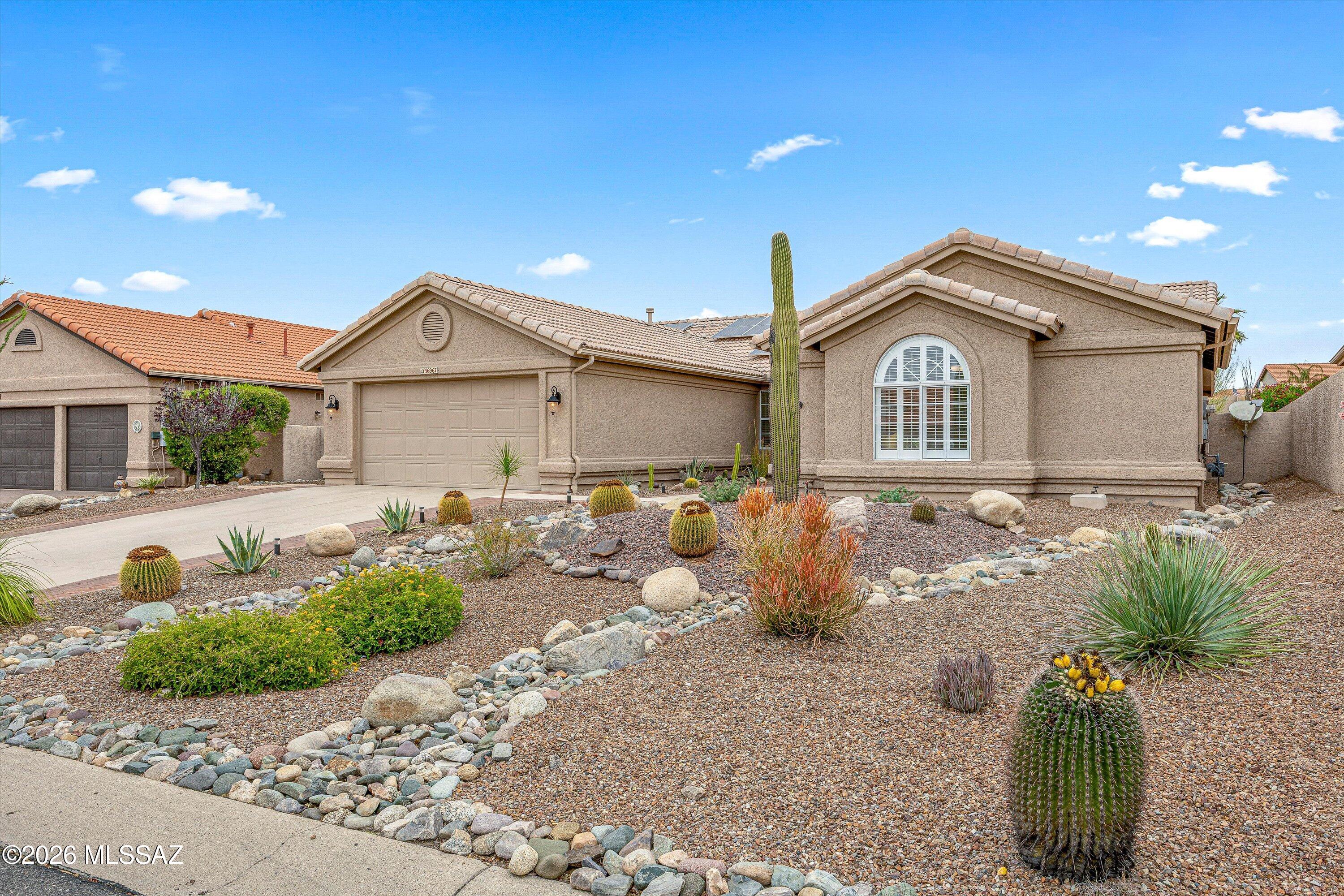 36967 South Ridgeview Boulevard Tucson, AZ 85739 - Photo 4 of 51 Nicely Landscaped