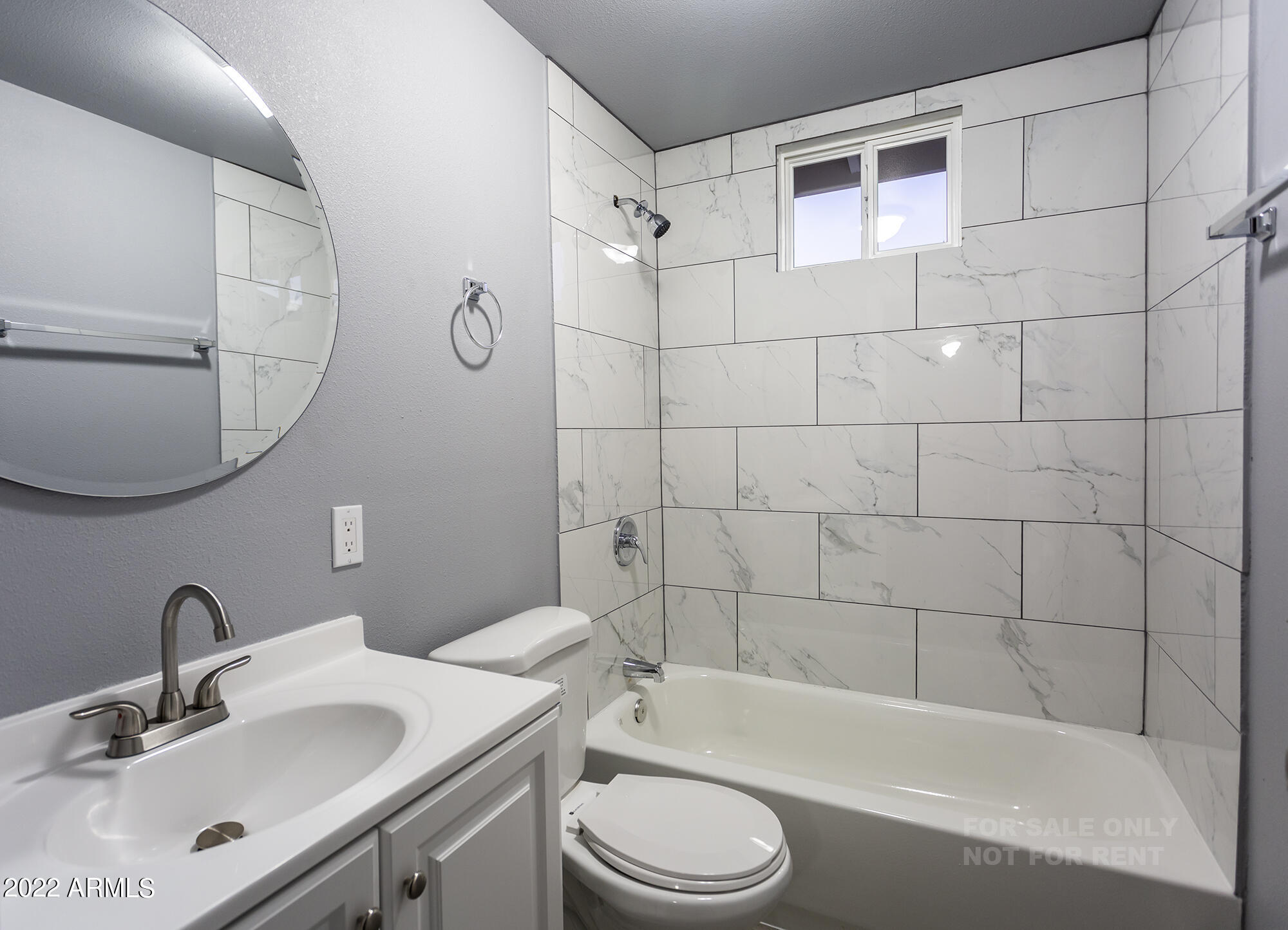 7124 West Berkeley Road Phoenix, AZ 85035 - Photo 9 of 21 0T7A8070