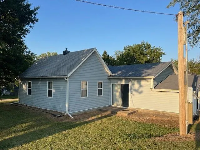 $75,000 | 306 East 5th Street, Colony, KS 66015