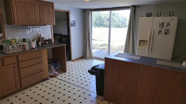 $75,000 | 306 East 5th Street, Colony, KS 66015