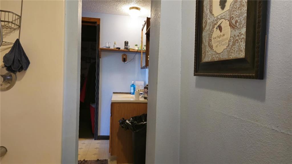 306 East 5th Street Colony, KS 66015 - Photo 16 of 23