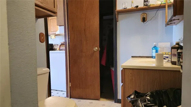 $75,000 | 306 East 5th Street, Colony, KS 66015