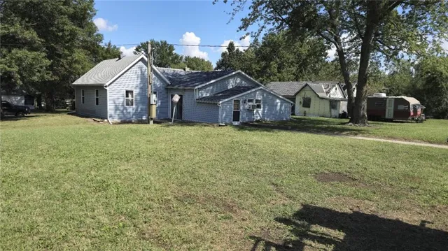 $75,000 | 306 East 5th Street, Colony, KS 66015