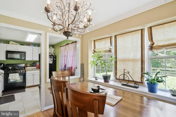 $2,299 | 9244 Cardinal Forest Lane, Unit 101, Lorton, VA 22079