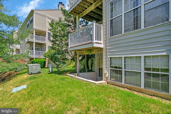 $2,299 | 9244 Cardinal Forest Lane, Unit 101, Lorton, VA 22079