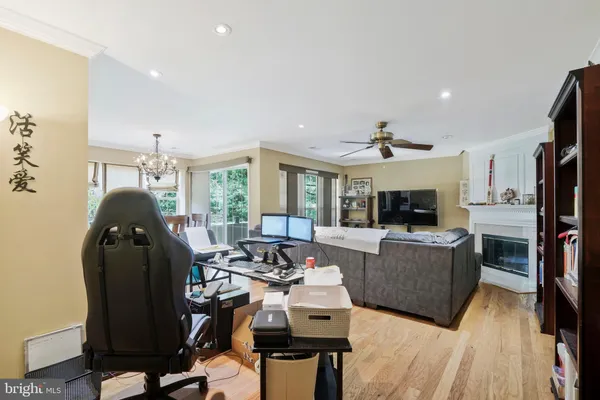 $2,299 | 9244 Cardinal Forest Lane, Unit 101, Lorton, VA 22079