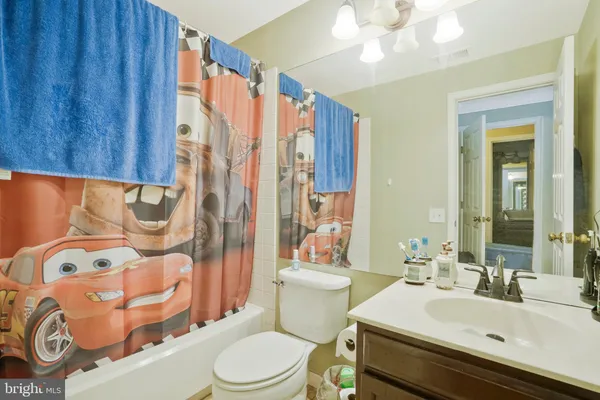 $2,299 | 9244 Cardinal Forest Lane, Unit 101, Lorton, VA 22079