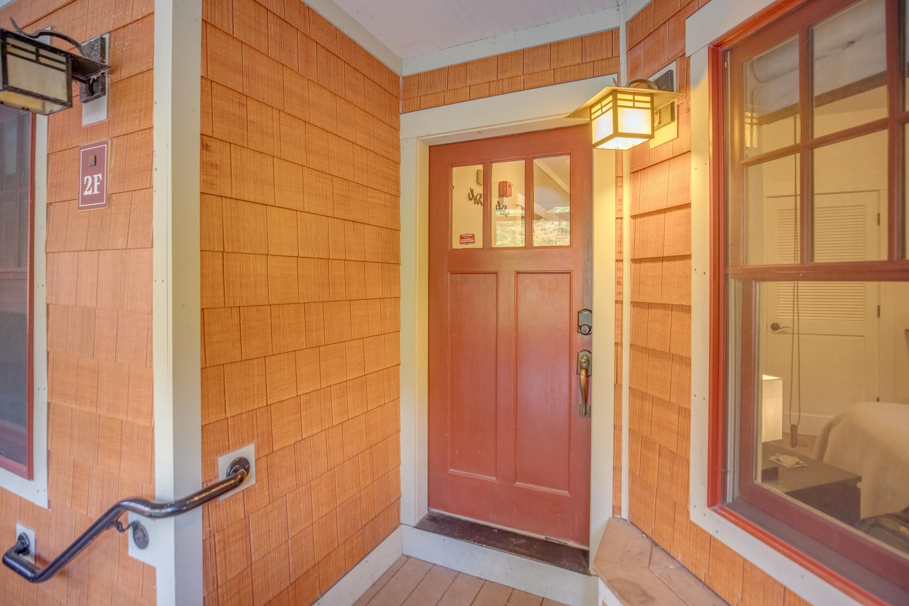 9 Riverside Terrace Drive, Unit 2F Lincoln, NH 03251 - Photo 11 of 31 Gallery Image 11