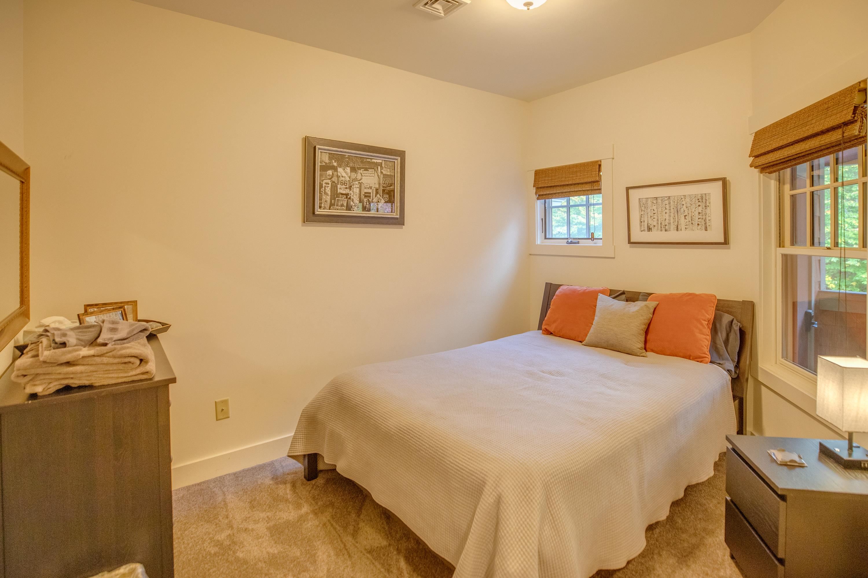 9 Riverside Terrace Drive, Unit 2F Lincoln, NH 03251 - Photo 8 of 31 Gallery Image 8