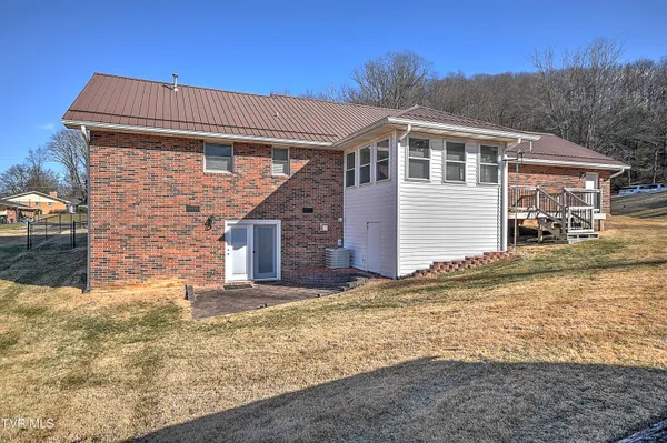 $359,900 | 139 Millstone Drive, Bristol, VA 24201