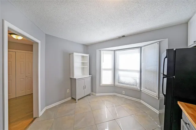 $250,000 | 1115 Country Club Place, Kennesaw, GA 30144