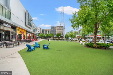 $1,195,000 | 3012 District Avenue, Fairfax, VA 22031