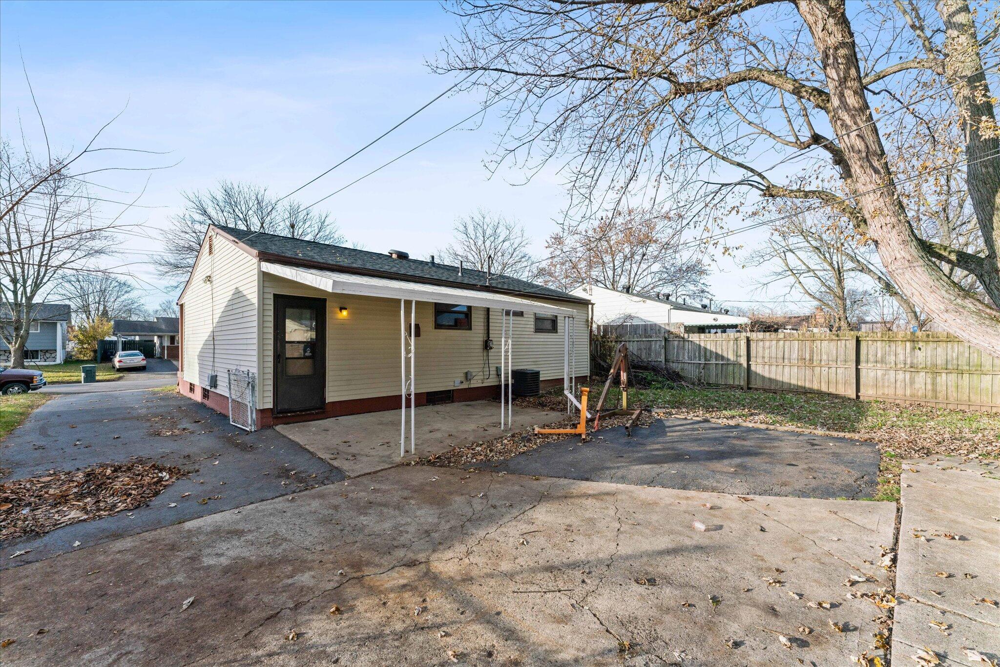 3760 Lynward Road Columbus, OH 43228 - Photo 26 of 30 Rear Exterior