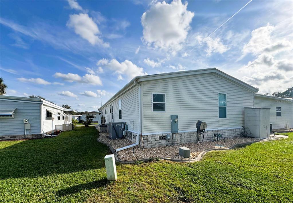 107 Hibiscus Way Leesburg, FL 34748 - Photo 12 of 65