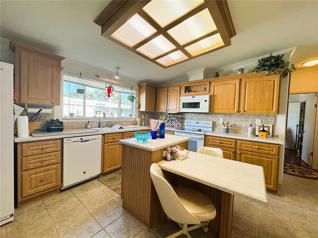 $289,000 | 107 Hibiscus Way, Leesburg, FL 34748