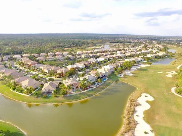 $3,800 | 3016 Rockville Lane, Royal Palm Beach, FL 33411