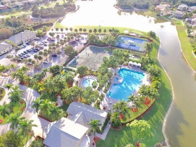 $3,800 | 3016 Rockville Lane, Royal Palm Beach, FL 33411