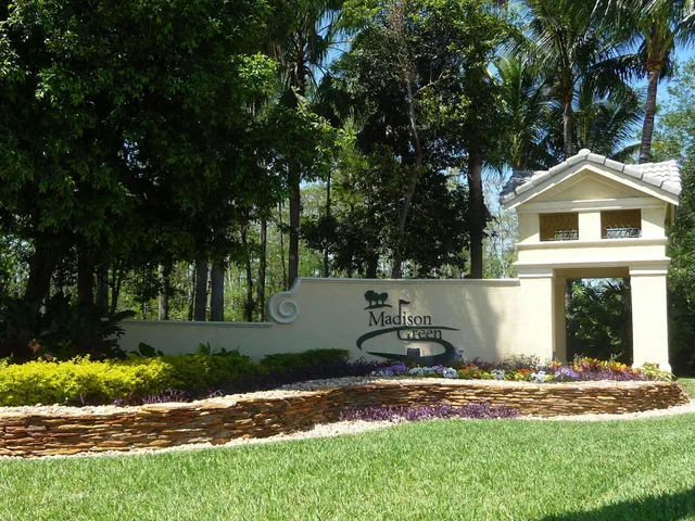 $3,800 | 3016 Rockville Lane, Royal Palm Beach, FL 33411