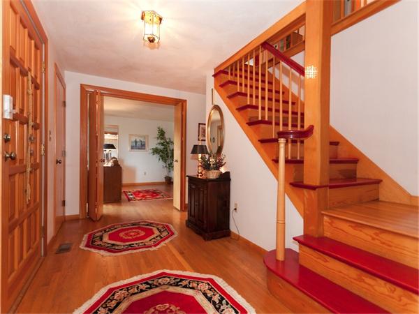 9 Azalea Road Winchester, MA 01890 - Photo 5 of 20 Gallery Image 5